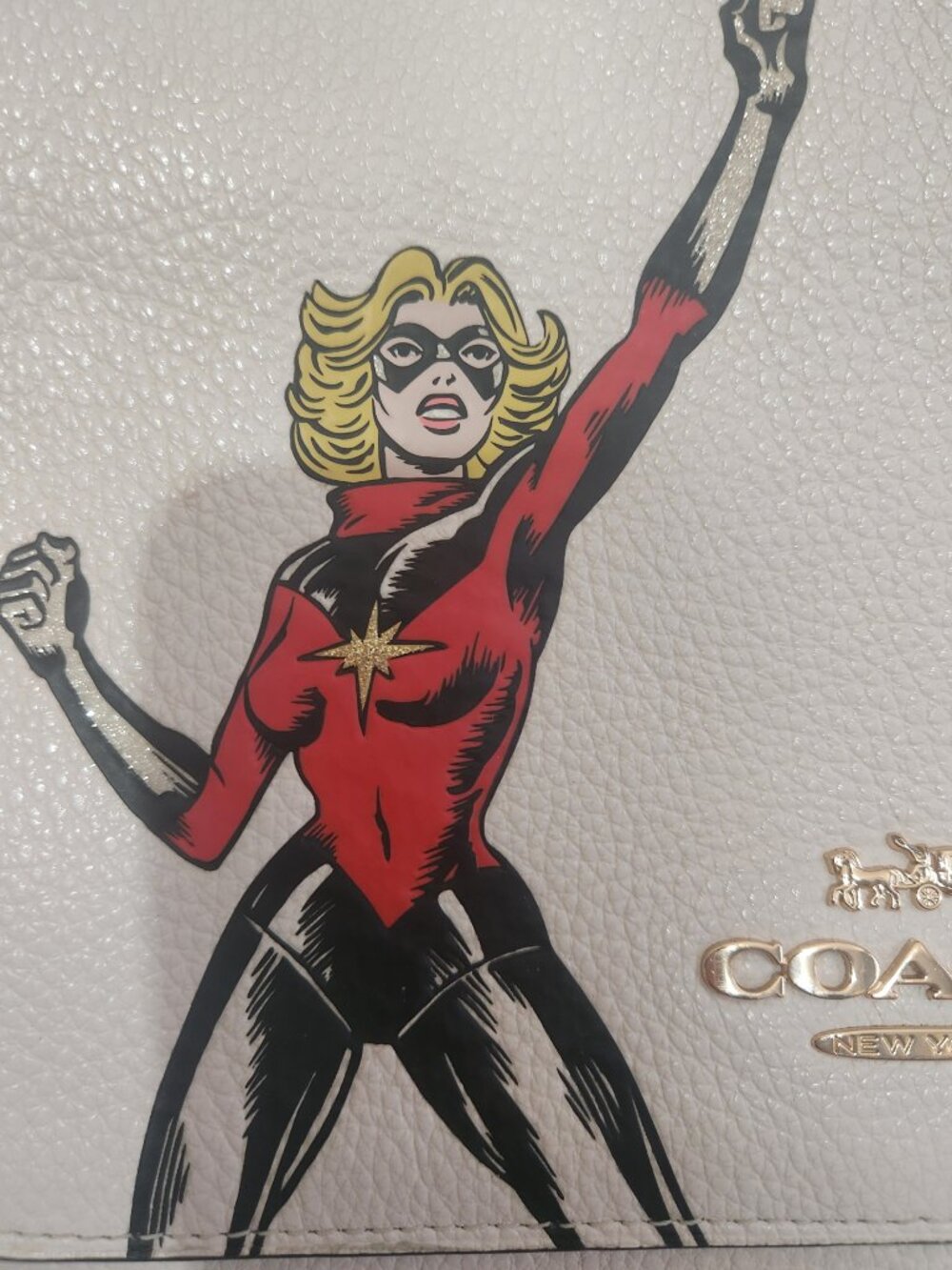 Coach x Marvel Limited Edition Jes Messenger Bag Carol Danvers Captain Marvel - Picture 3 of 14